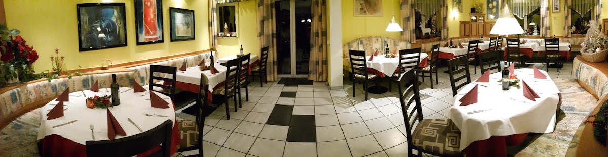 Pizzeria & Eiscafé Elida